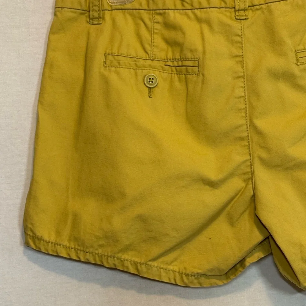 G-48‎ Gap Hadley Yellow Fixed Waist Flat Front Summer Shorts Size 4
